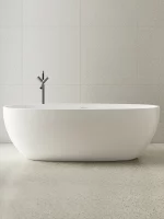 Acrylic Freestanding Oval-shaped Tub