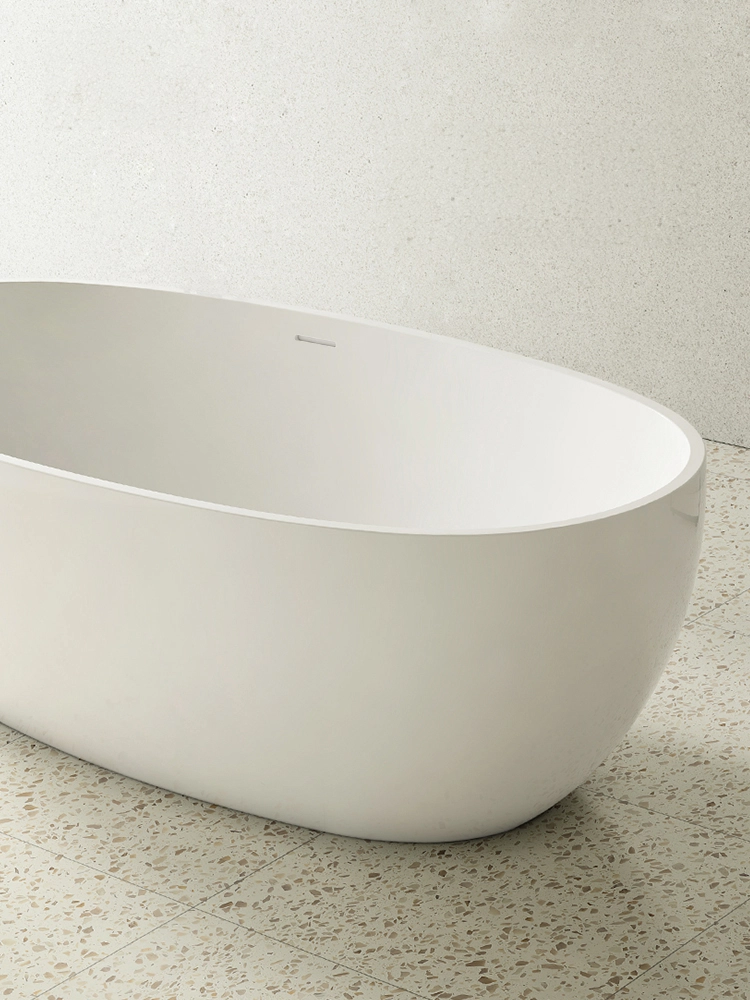 Acrylic Freestanding Oval-shaped Tub