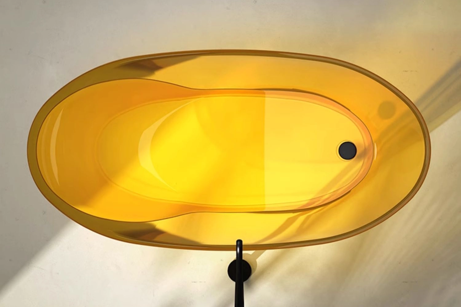 Luxury Transparent Yellow Bathtub - Spacious Inside